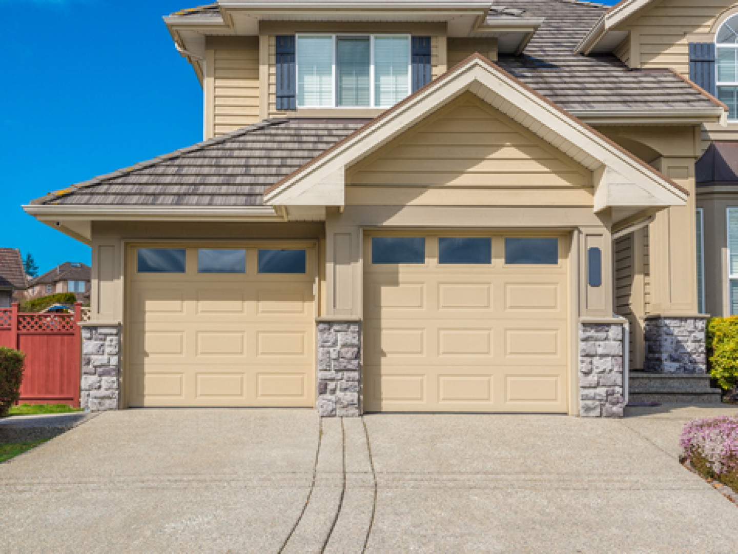 Garage Door Delayed Opening or Closing Grove City & Columbus, OH